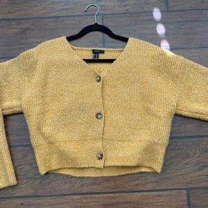 Mustard yellow cardigan sweater🧥.
